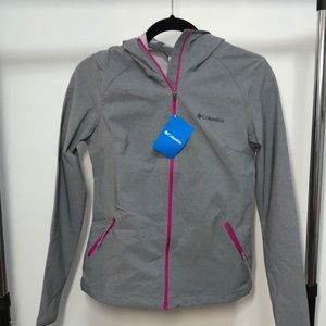 Columbia grey windbreaker jacket with pink